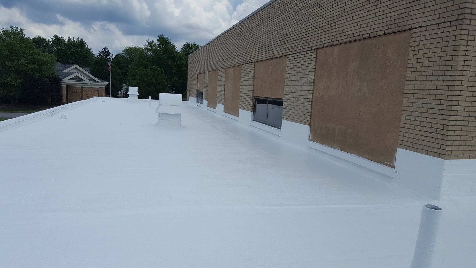 commercial roofing contractor in jackson center